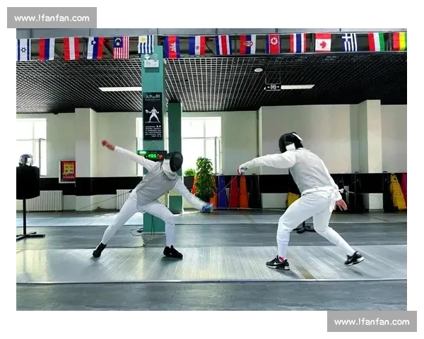 重剑比赛技巧解析与战术布局探讨提升选手竞技水平的关键要素